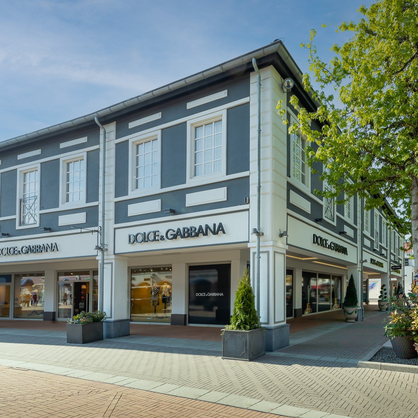 Top 78+ imagen dolce and gabbana outlet locations