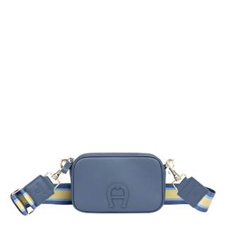 *"Nora", crossbody bag, small, in the colors black, washed blue, and coal brown. While stock lasts. Cannot be combined with other discounts. (RRP €429 | outlet price €299)