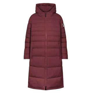 *Winther coat "Bigholm", dark red. Cannot be combined with other discounts or promotions. (RRP €249.95 | Outlet price €169.95)