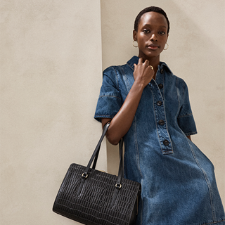 Head in-store on Thursday 25th July from 12pm – 8pm for drinks, nibbles, and shopping. You’ll even get an extra 20% discount on the day. Time to make friends with your new favourite handbag. 
