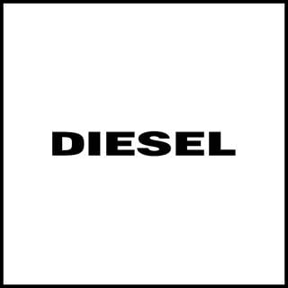 *On the entire assortment. Excluding sale, 1DR-bags €95 denim and underwear. Cannot be combined with other discounts or promotions.