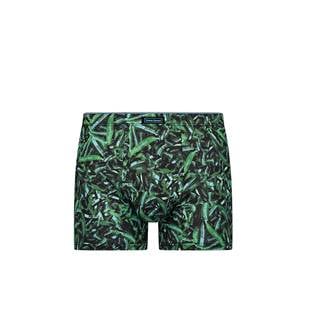 Buy 6 Men Shorts for € 51 | 6 for € 60 | price per item: outlet price € 11,95/€ 13,99/€ 15,39 | RRP € 26,95
 