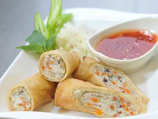 Each main course comes with a small portion of mini spring rolls









