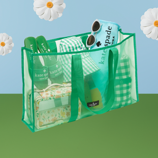 A gift just for you! Take home a free tote bag when you spend $150 or more*
