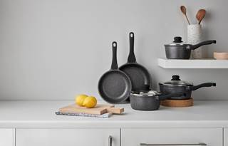 Save an extra 28% off outlet prices on our Granite finish Saucepan Collection
