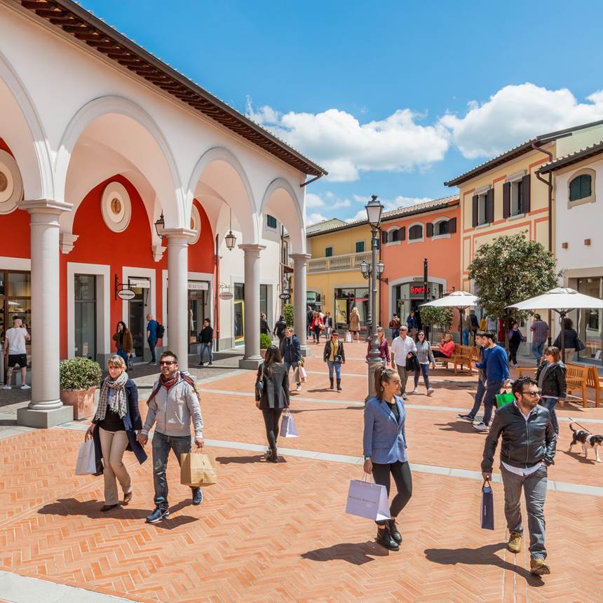 Barberino Designer Outlet Ihr Einkaufsziel im Herzen der Toskana.