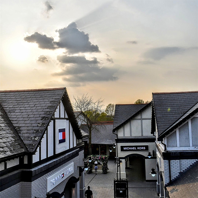 lyle and scott cheshire oaks