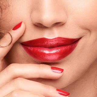 -30% sull'acquisto di rossetto + matita insieme
