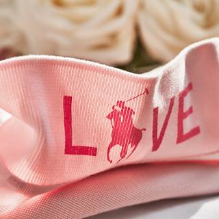 Polo Ralph Lauren, The pony goes pink for cancer research